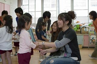cnews081105_02.jpg