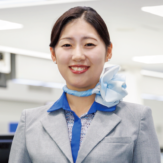 就職先 神戸空港 グランドスタッフ ANA大阪空港 大阪外語専門学校、グランドスタッフ専攻