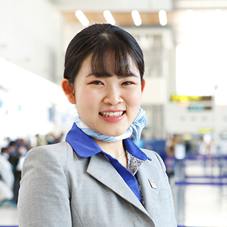 就職先 大阪国際空港 グランドスタッフ ANA大阪空港 大阪外語専門学校、グランドスタッフ専攻