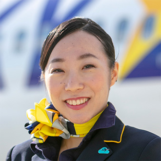 就職先 フライトアテンダント スカイマーク 大阪外語専門学校、キャビンアテンダント専攻