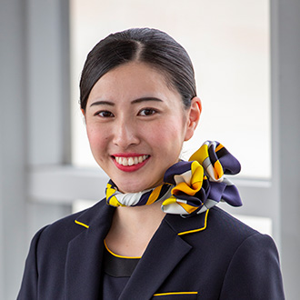 就職先 フライトアテンダント スカイマーク 大阪外語専門学校、キャビンアテンダント専攻