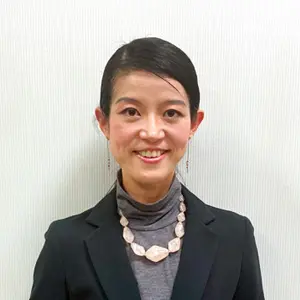 栗栖 美帆先生