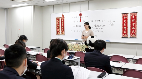 大阪外語専門学校、中国語体験フェア　１４億人が話す中国語を体験しよう
