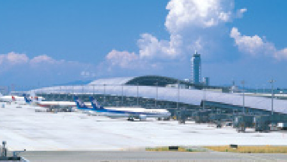大阪外語専門学校、関西国際空港見学会,ＯＣＦＬ卒業生がたくさん働く空港に行こう！